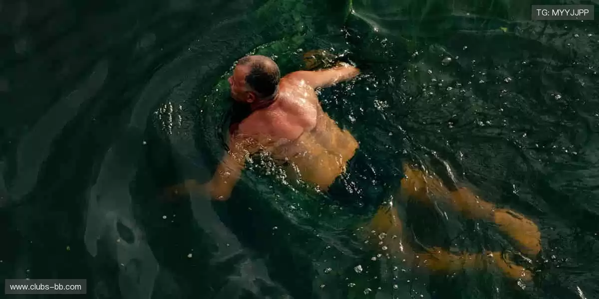 🔥 周边好物，让热爱从赛场延伸到生活！